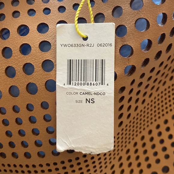 BCBGGeneration Tote Bag NWT - Picture 12 of 12